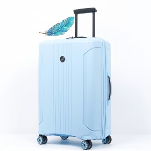 Чемодан 100% полипропилен "Verage" EDINBURGH полярный синий, средний M (70/85л)