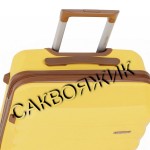 Чемодан MIRONPAN®️, желтый, ручная кладь S (37л)